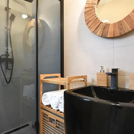 Camellia Apartman
