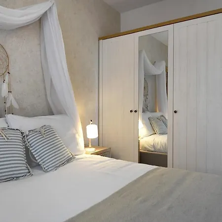 Camellia Apartman