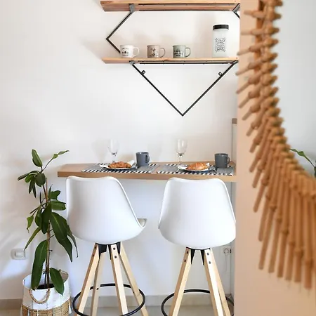 Camellia Apartman *